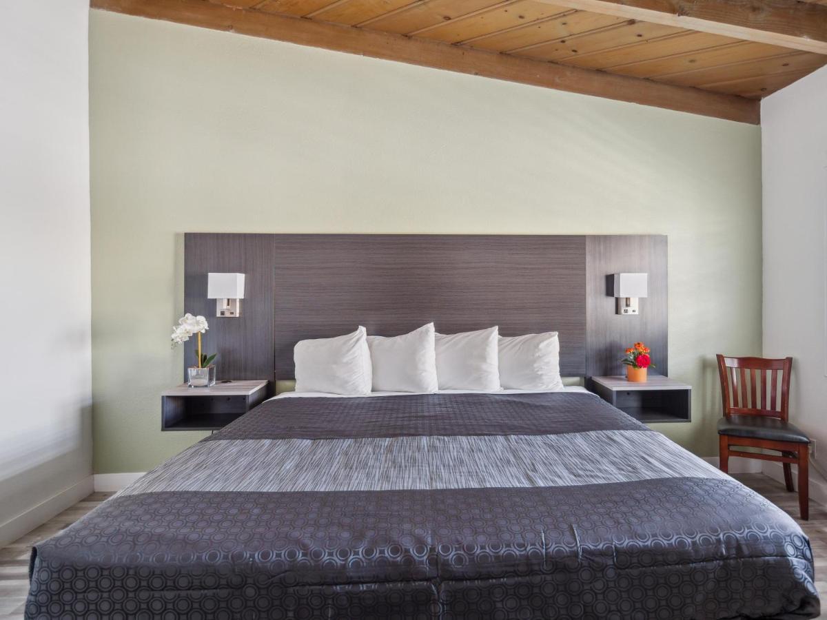 סיסייד Discovery Inn Monterey Bay מראה חיצוני תמונה